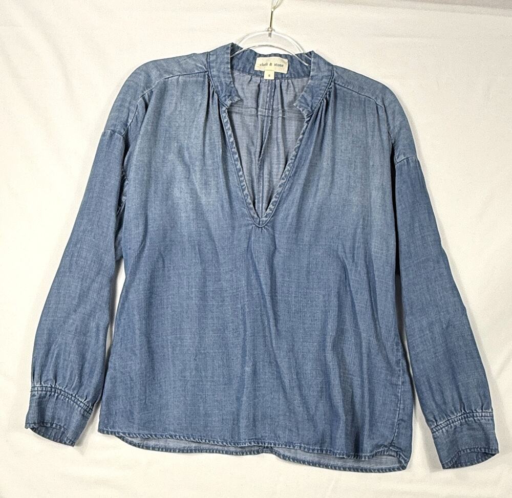Cloth & Stone By Anthropology Women’s Chambray Tencel V-Neck Shirt Size Small